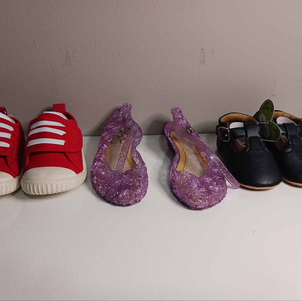 Baby shoes new with tags, lots of three all or size two